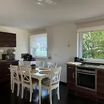 Modern House Auf 2 Etagen, Garten, Barbecue, Contactless Check-in, Free Parking