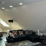 Modern House Auf 2 Etagen, Garten, Barbecue, Contactless Check-in, Free Parking Apartment