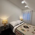 Modern House Auf 2 Etagen, Garten, Barbecue, Contactless Check-in, Free Parking Apartment