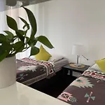 Apartment Modern House Auf 2 Etagen, Garten, Barbecue, Contactless Check-in, Free Parking