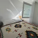 Modern House Auf 2 Etagen, Garten, Barbecue, Contactless Check-in, Free Parking Apartment