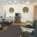 Apartment Modern House Auf 2 Etagen, Garten, Barbecue, Contactless Check-in, Free Parking