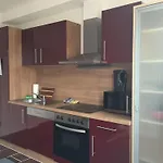 Apartment Modern House Auf 2 Etagen, Garten, Barbecue, Contactless Check-in, Free Parking