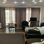 Modern House Auf 2 Etagen, Garten, Barbecue, Contactless Check-in, Free Parking