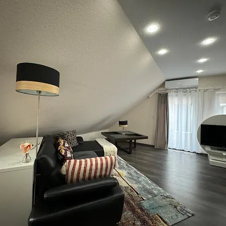 Apartment Modern House Auf 2 Etagen, Garten, Barbecue, Contactless Check-in, Free Parking