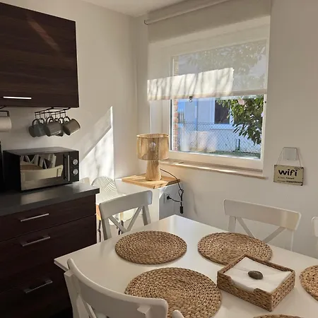 Modern House Auf 2 Etagen, Garten, Barbecue, Contactless Check-in, Free Parking Gehrden (Lower-Saxony)