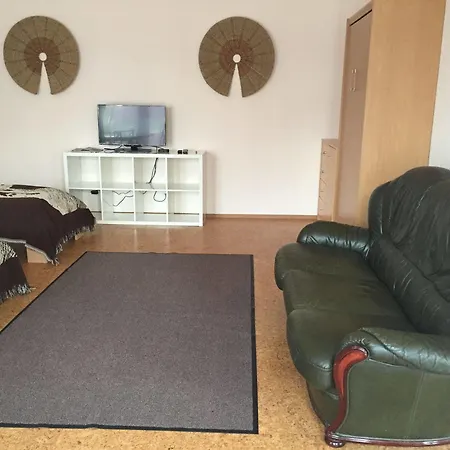 Modern House Auf 2 Etagen, Garten, Barbecue, Contactless Check-in, Free Parking *