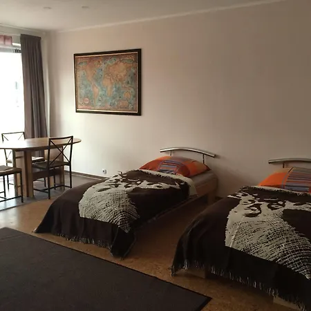 Apartment Modern House Auf 2 Etagen, Garten, Barbecue, Contactless Check-in, Free Parking *