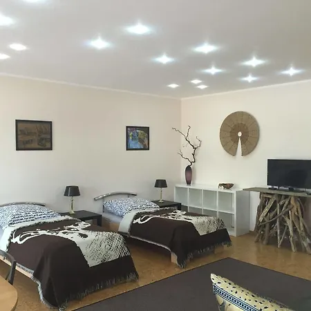 Modern House Auf 2 Etagen, Garten, Barbecue, Contactless Check-in, Free Parking Apartment Gehrden (Lower-Saxony)