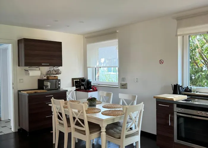 Modern House Auf 2 Etagen, Garten, Barbecue, Contactless Check-in, Free Parking Appartement Gehrden (Lower-Saxony)