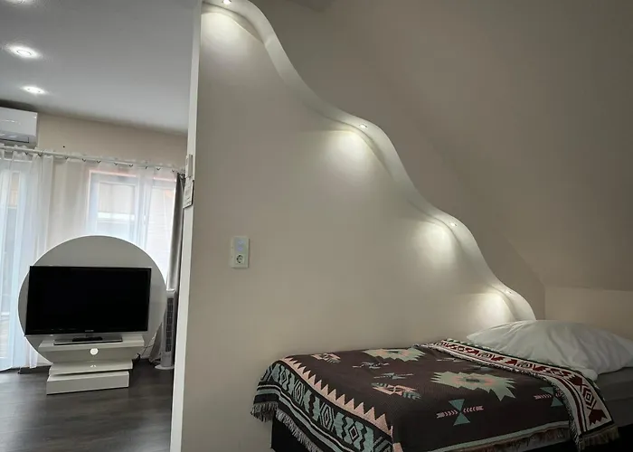 Modern House Auf 2 Etagen, Garten, Barbecue, Contactless Check-in, Free Parking Gehrden (Lower-Saxony)