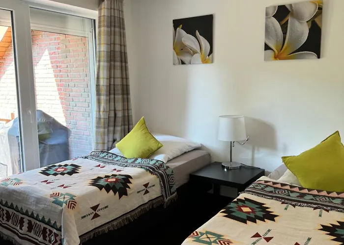 Modern House Auf 2 Etagen, Garten, Barbecue, Contactless Check-in, Free Parking