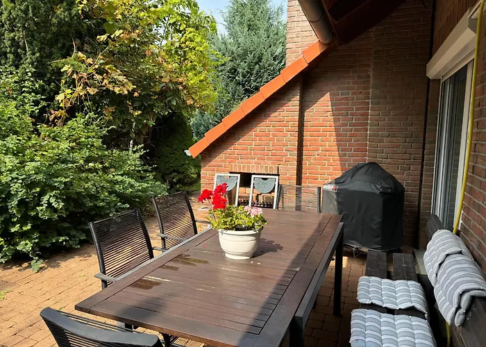 Appartement Modern House Auf 2 Etagen, Garten, Barbecue, Contactless Check-in, Free Parking