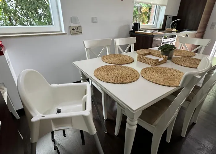 Modern House Auf 2 Etagen, Garten, Barbecue, Contactless Check-in, Free Parking Appartement Gehrden (Lower-Saxony)