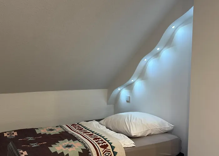 아파트 Modern House Auf 2 Etagen, Garten, Barbecue, Contactless Check-in, Free Parking