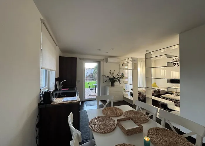 Modern House Auf 2 Etagen, Garten, Barbecue, Contactless Check-in, Free Parking *