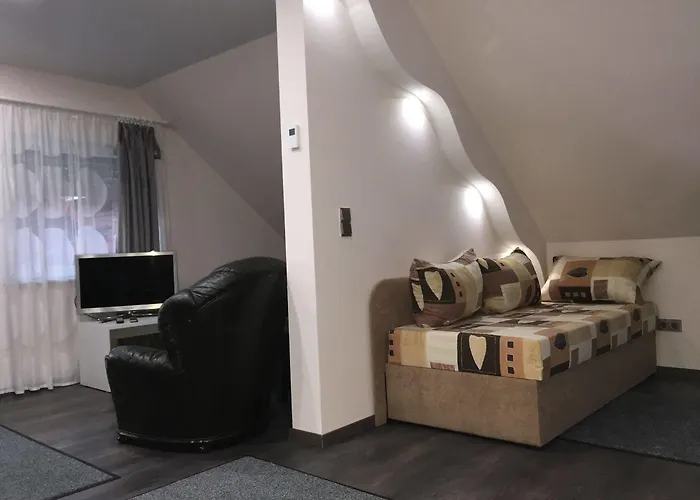 Appartement Modern House Auf 2 Etagen, Garten, Barbecue, Contactless Check-in, Free Parking *